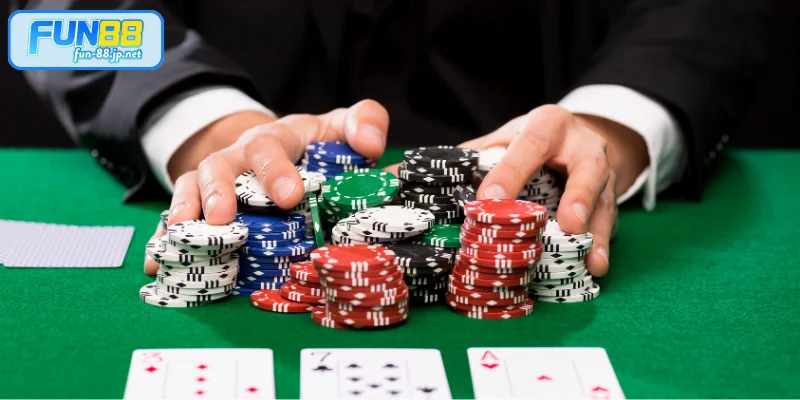 Đánh giá lá bài khởi đầu – Bí quyết chơi Poker hiệu quả